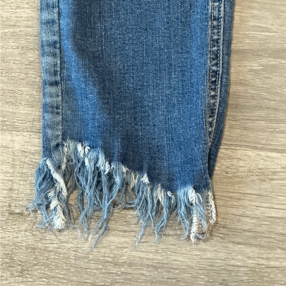 Free People Distressed Fringe Hem Jeans Women 27 - Picture 2 of 6